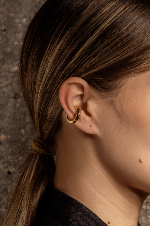 Paula Mendoza Small Moon Earcuff